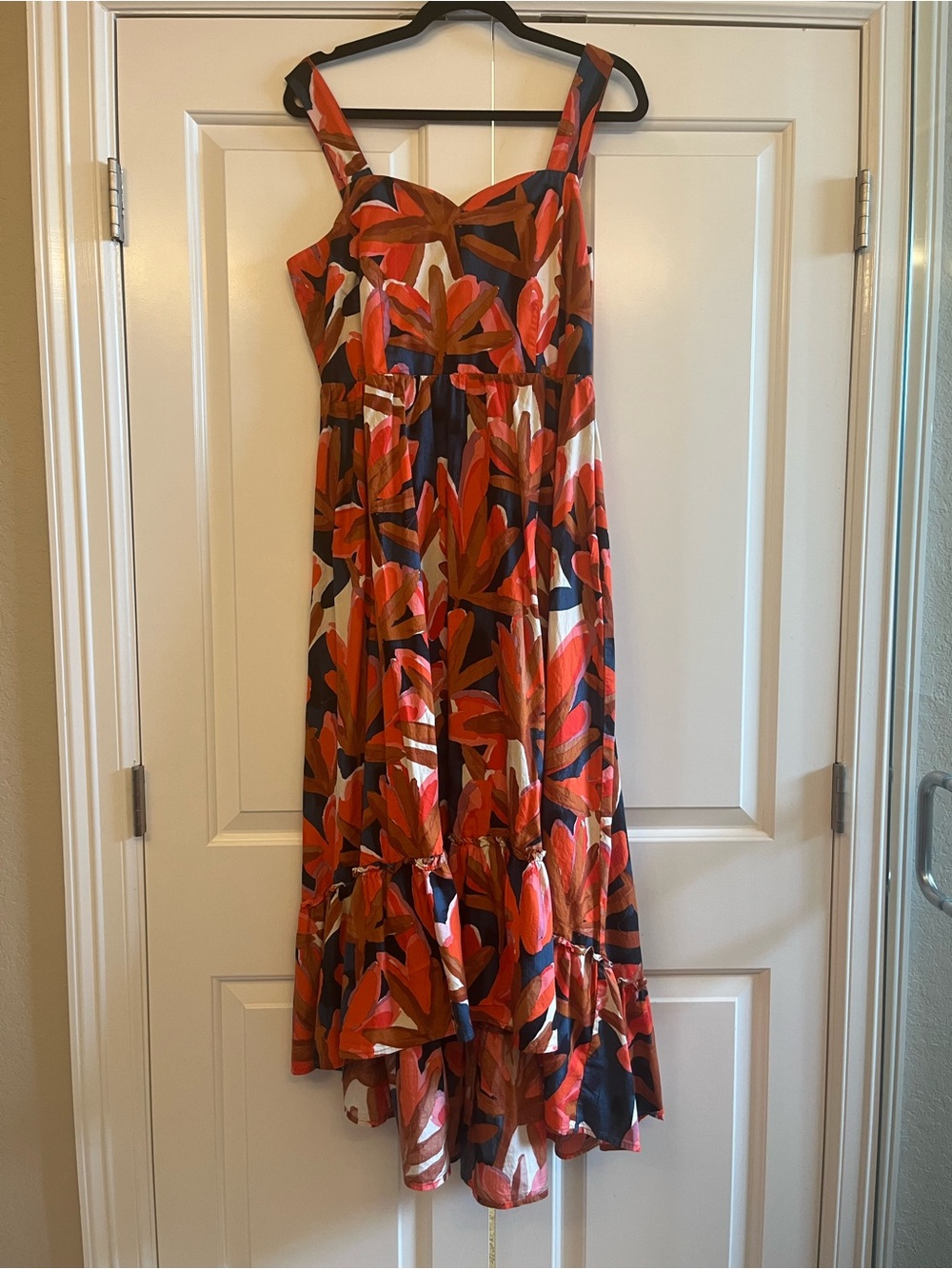 Who What Wear Colorful Midi Dress • Size Medium